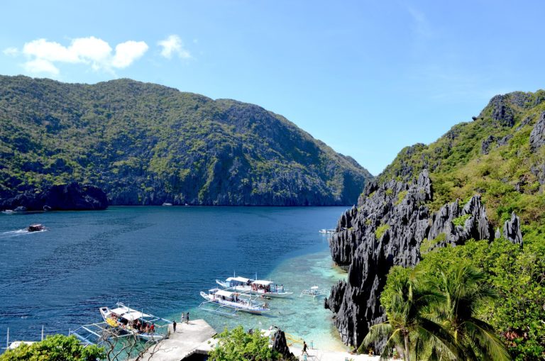 island-hopping-4756960_1920